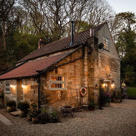 Larpool Mill Villa Whitby Exterior foto